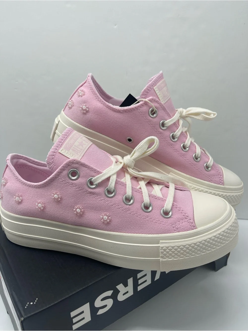 Converse CTAS LIFT OX NEW FOUND BLOOM/EGRET/EGRET Platform Sneakers A16108C